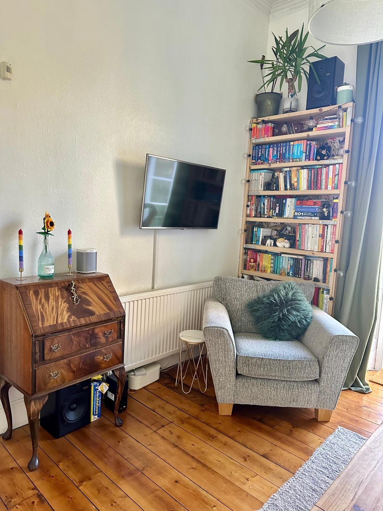 Quirky Apartment In Leith เอดินบะระ ภายนอก รูปภาพ